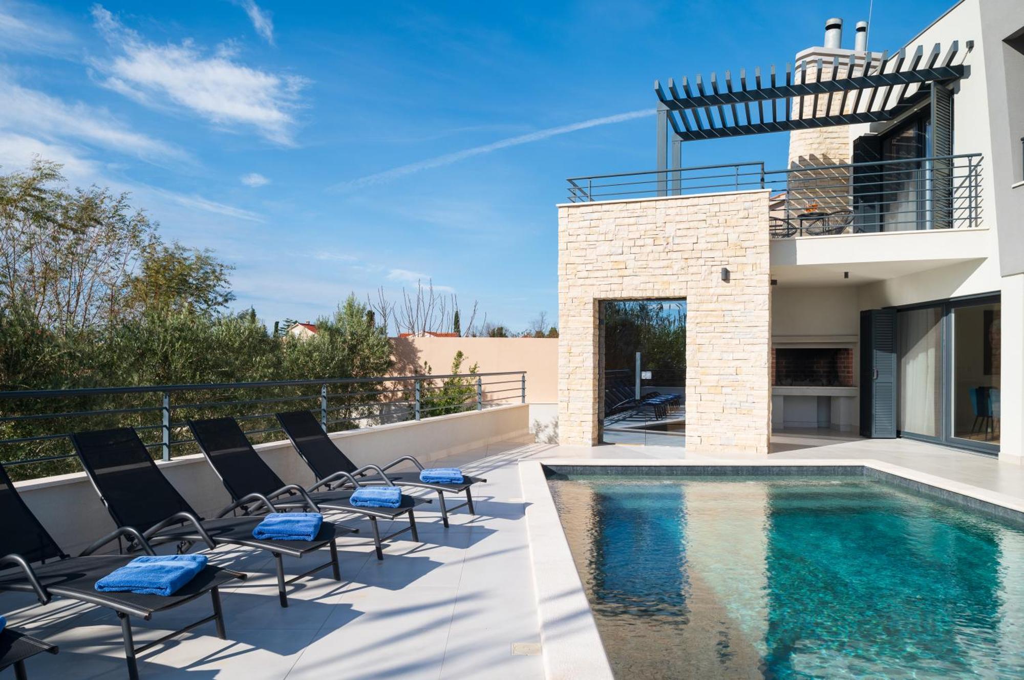 Villa Roca With Heated Pool And Sauna Privlaka  Buitenkant foto