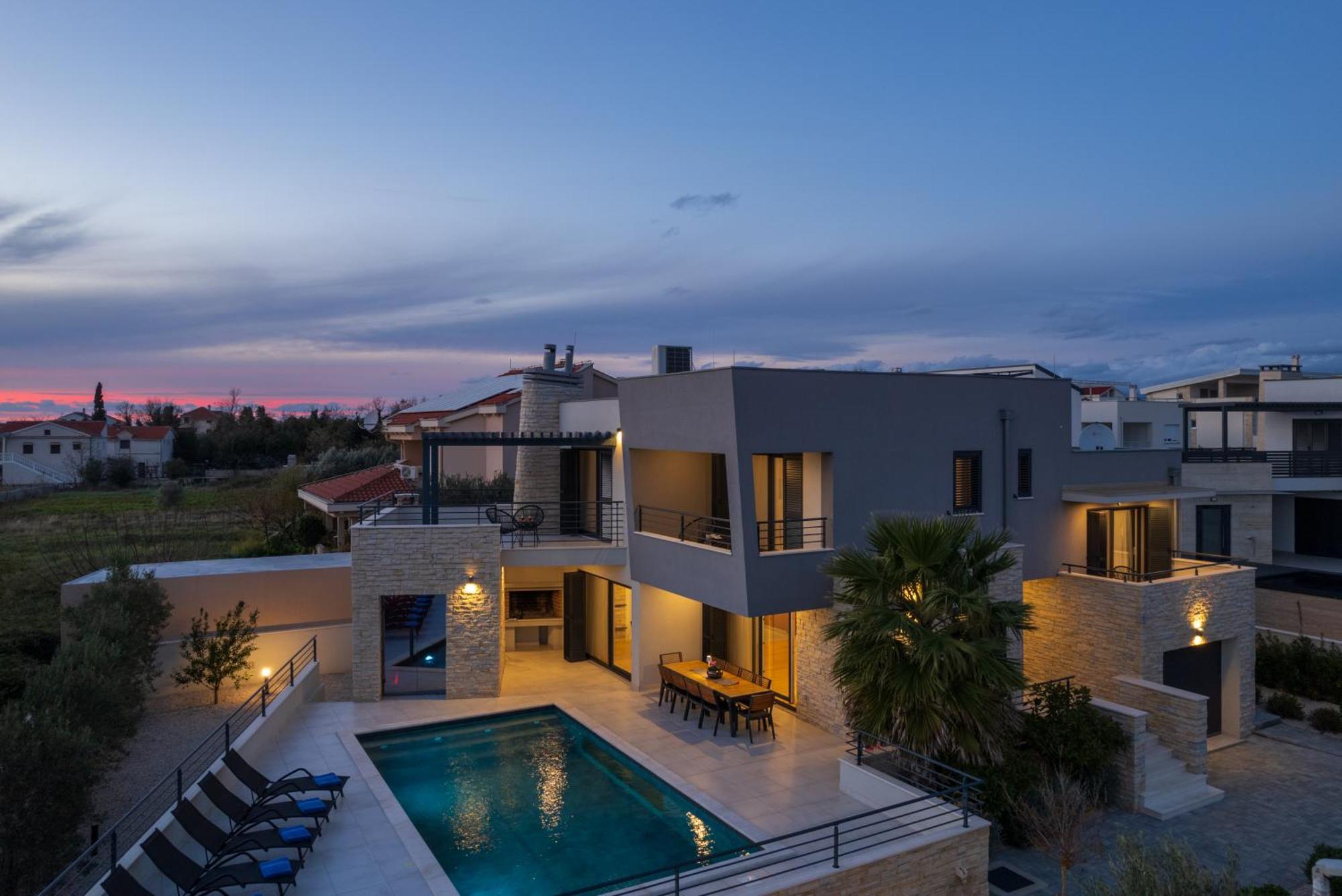 Villa Roca With Heated Pool And Sauna Privlaka  Buitenkant foto